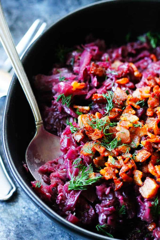 Red cabbage braised with apples