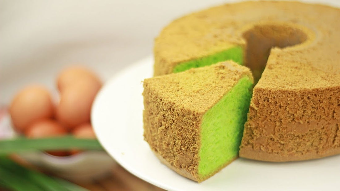 Fluffy Keto pandan cake